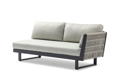 Outdoor sofa with weather-resistant cushions | 户外沙发,配有耐候座垫 | 户外梳化,配有耐候座墊