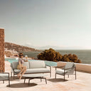 Outdoor sofa set with weather-resistant cushions | 户外沙发套装,配有耐候座垫 | 户外梳化套裝,配有耐候座墊