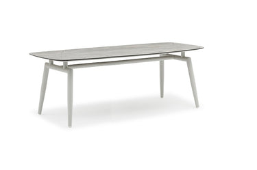 Couture Jardin | Scoop | Outdoor Dining Table with Small Dining Chair Set