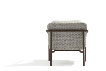 Outdoor sofa with weather-resistant cushions | 户外沙发,配有耐候座垫 | 户外梳化,配有耐候座墊