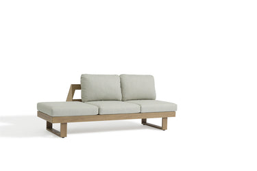 Outdoor sofa with weather-resistant cushions | 户外沙发,配有耐候座垫 | 户外梳化,配有耐候座墊