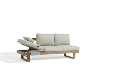 Outdoor sofa with weather-resistant cushions | 户外沙发,配有耐候座垫 | 户外梳化,配有耐候座墊