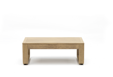 Outdoor sofa set with weather-resistant cushions | 户外沙发套装,配有耐候座垫 | 户外梳化套裝,配有耐候座墊