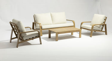 Outdoor sofa set with weather-resistant cushions | 户外沙发套装,配有耐候座垫 | 户外梳化套裝,配有耐候座墊