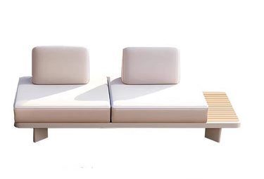 Outdoor sofa set with weather-resistant cushions | 户外沙发套装,配有耐候座垫 | 户外梳化套裝,配有耐候座墊