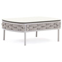 Outdoor sofa set with weather-resistant cushions | 户外沙发套装,配有耐候座垫 | 户外梳化套裝,配有耐候座墊