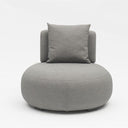 Outdoor sofa set with weather-resistant cushions | 户外沙发套装,配有耐候座垫 | 户外梳化套裝,配有耐候座墊