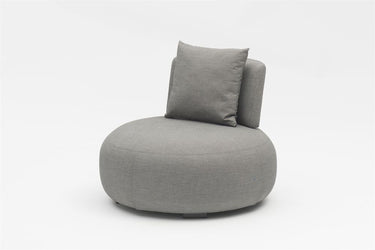 Outdoor sofa set with weather-resistant cushions | 户外沙发套装,配有耐候座垫 | 户外梳化套裝,配有耐候座墊