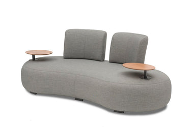Outdoor sofa set with weather-resistant cushions | 户外沙发套装,配有耐候座垫 | 户外梳化套裝,配有耐候座墊