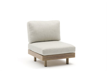 Outdoor sofa set with weather-resistant cushions | 户外沙发套装,配有耐候座垫 | 户外梳化套裝,配有耐候座墊