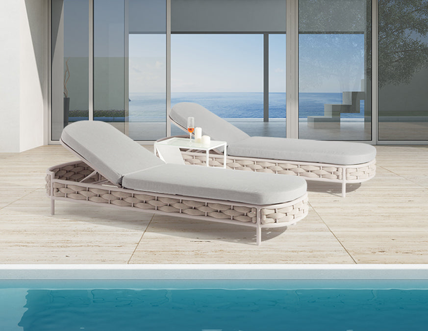 Couture Jardin | Loop | Outdoor Chaise Lounge