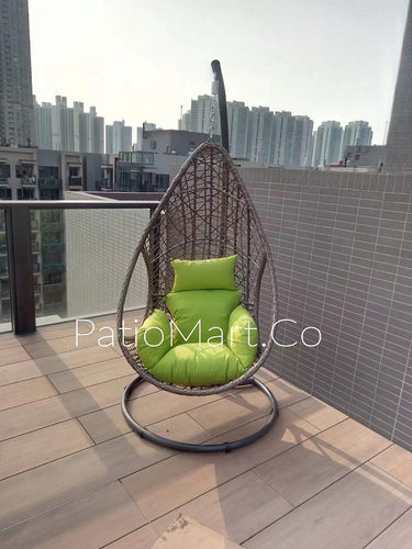 Outdoor swing