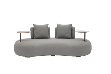 Outdoor sofa set with weather-resistant cushions | 户外沙发套装,配有耐候座垫 | 户外梳化套裝,配有耐候座墊