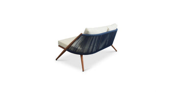 Outdoor sofa set with weather-resistant cushions | 户外沙发套装,配有耐候座垫 | 户外梳化套裝,配有耐候座墊