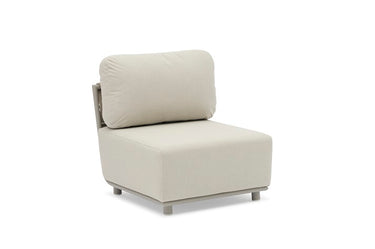 Outdoor sofa set with weather-resistant cushions | 户外沙发套装,配有耐候座垫 | 户外梳化套裝,配有耐候座墊