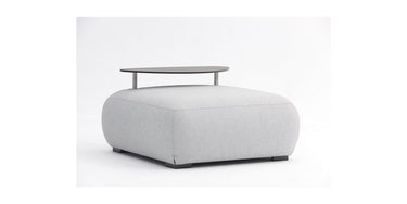 Outdoor sofa set with weather-resistant cushions | 户外沙发套装,配有耐候座垫 | 户外梳化套裝,配有耐候座墊