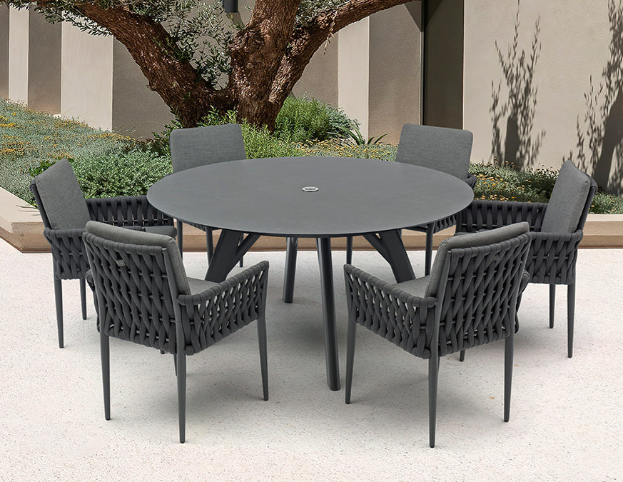 Couture Jardin | Yes | Outdoor Round Table