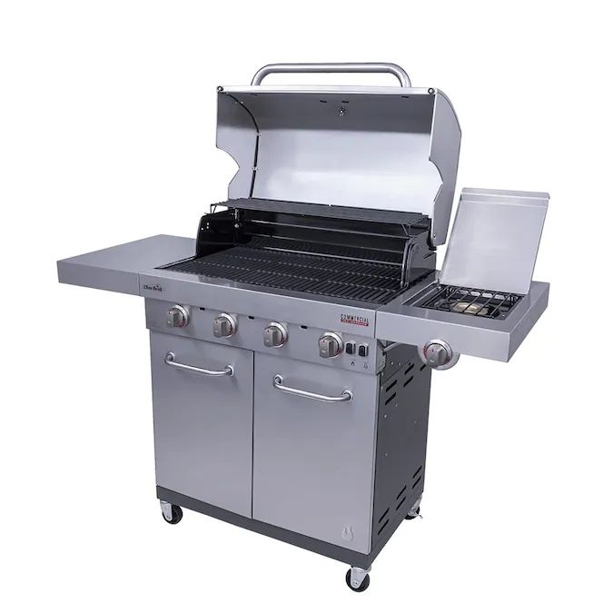 The Char Broil COMMERCIAL SERIES TRU Infrared 4 BURNER GAS GRILL