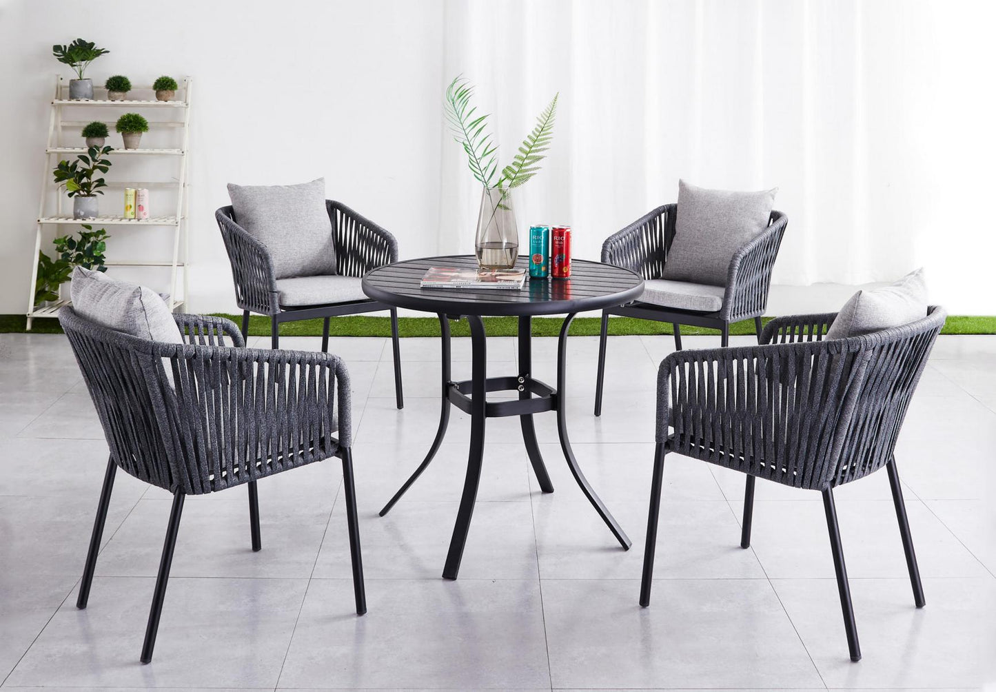 Donat Outdoor Round Dining Set -- Black