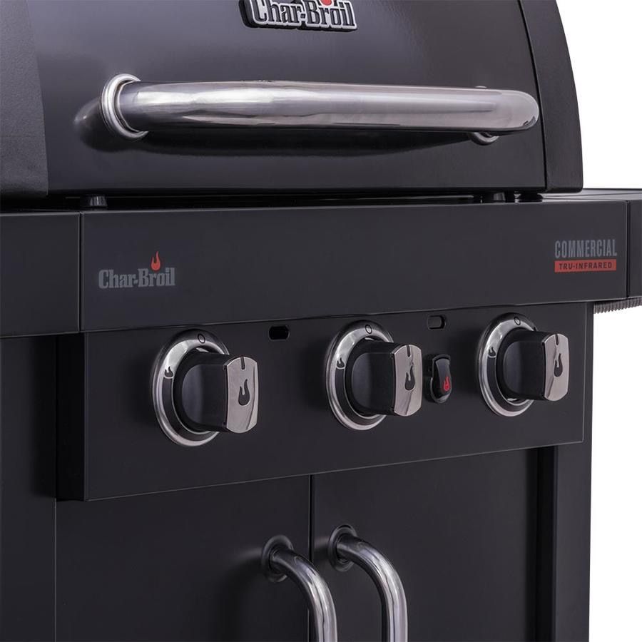 The Char-Broil® COMMERCIAL SERIES™ TRU-INFRARED™ 3-BURNER GAS GRILL - Black